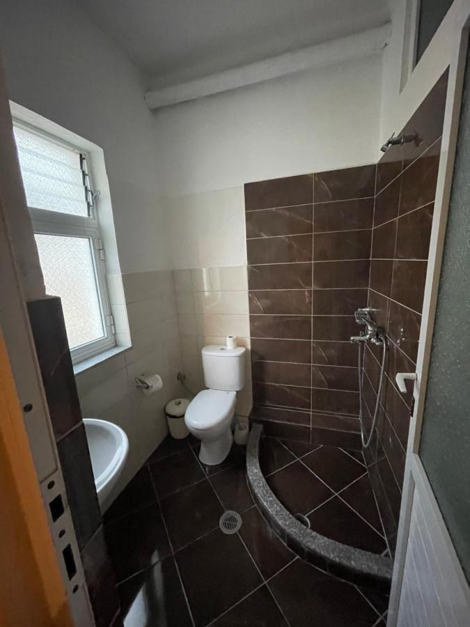 Oni'S Apartments Sarandë 外观 照片