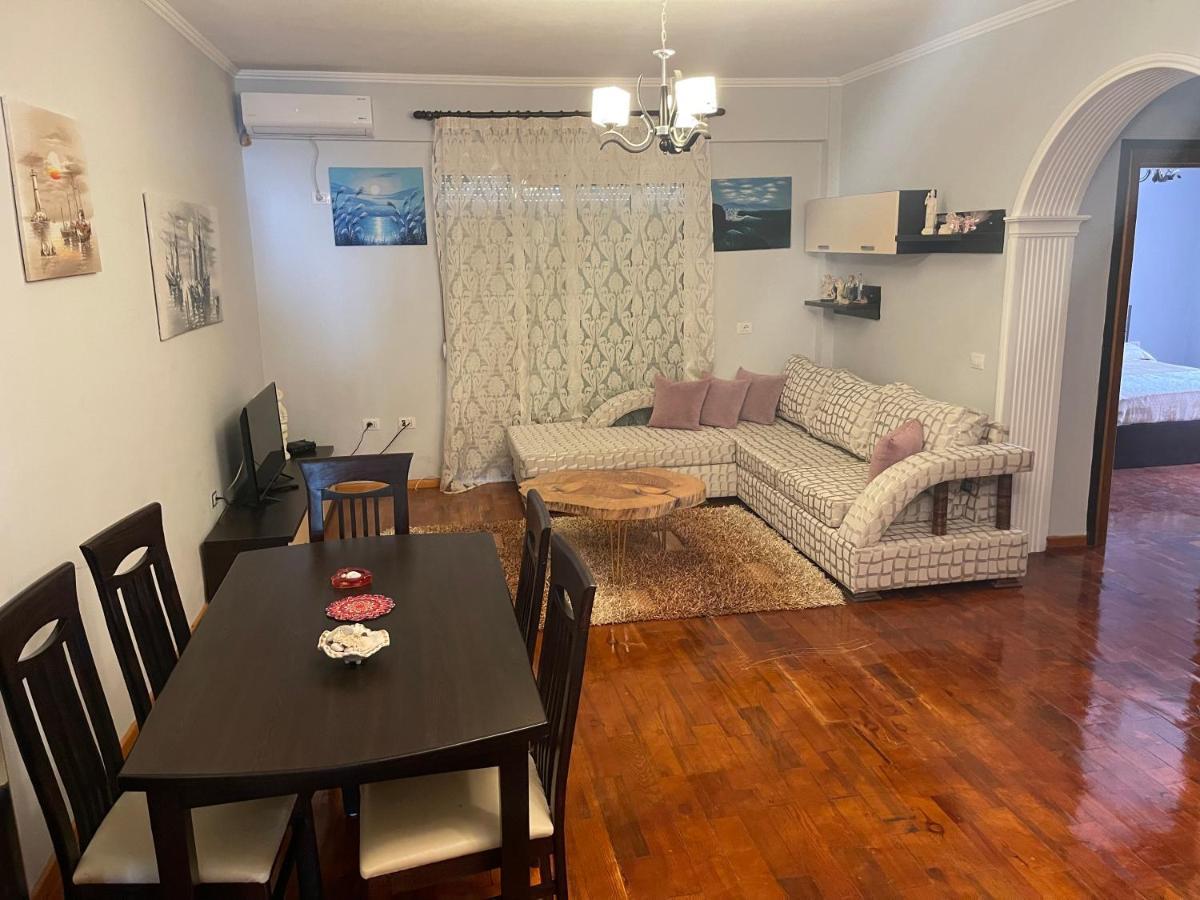 Oni'S Apartments Sarandë 外观 照片