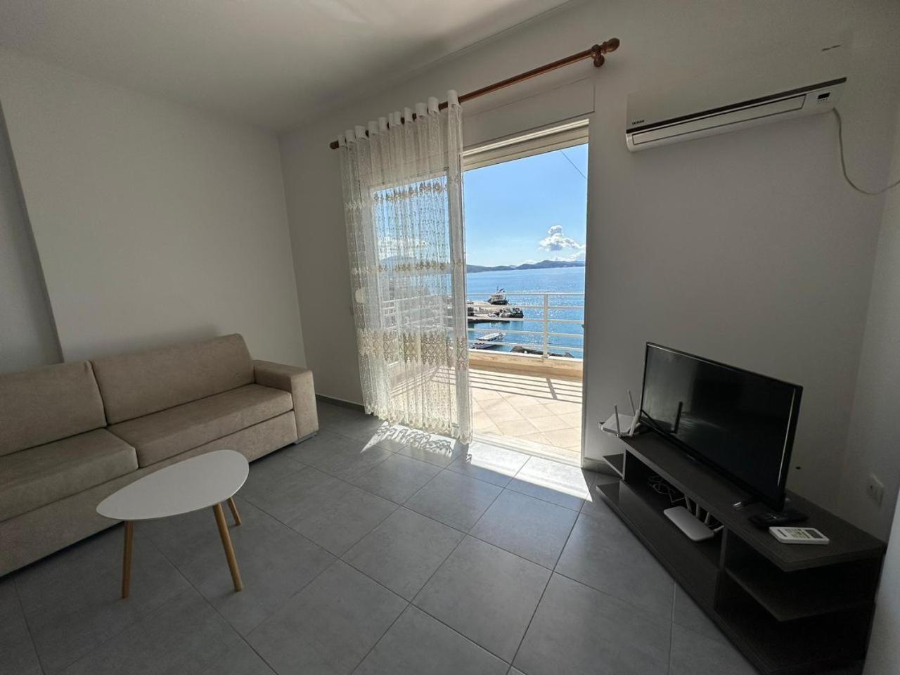 Oni'S Apartments Sarandë 外观 照片