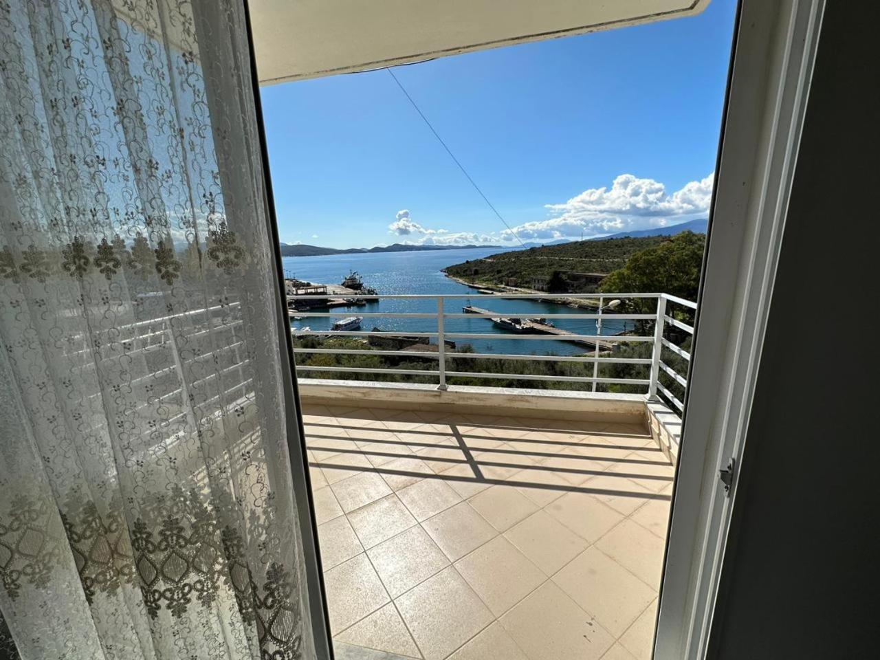 Oni'S Apartments Sarandë 外观 照片